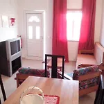 Appartement Welcoming In 80 M² With Shared Pool Albufeira