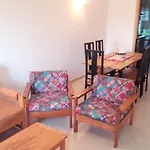 Welcoming In 80 M² With Shared Pool *