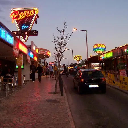 Welcoming In 80 M² With Shared Pool Apartamento Albufeira