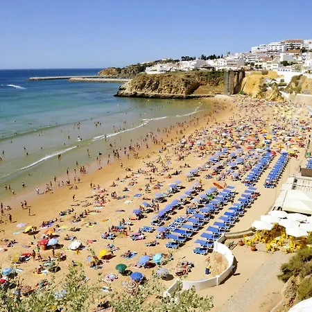 Apartamento Welcoming In 80 M² With Shared Pool