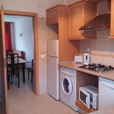 Welcoming In 80 M² With Shared Pool 아파트 *