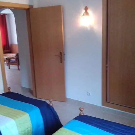 Welcoming In 80 M² With Shared Pool Appartement Albufeira